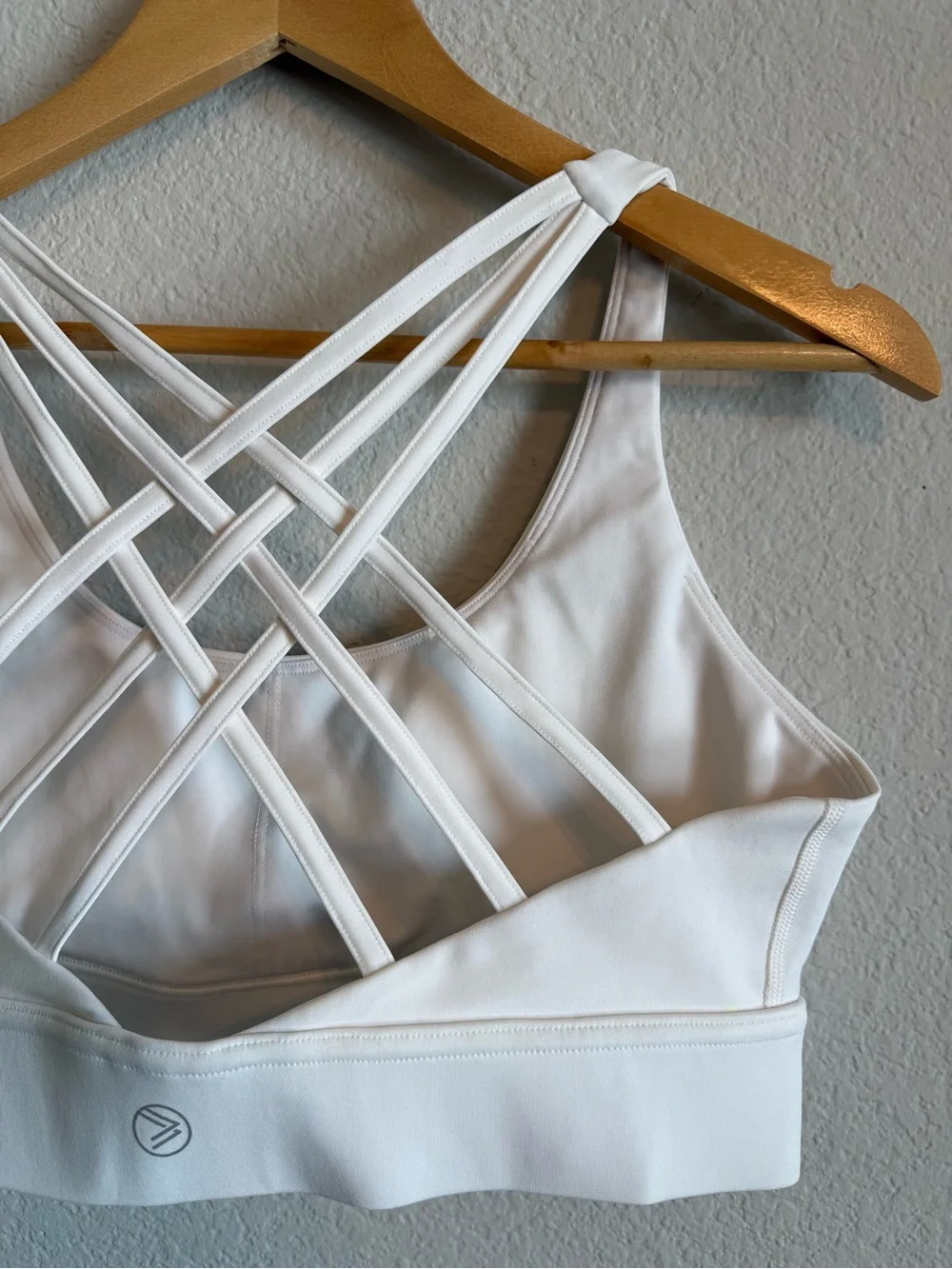 Savvi Sun Bra White Strappy Crisscross Back Padded Sports Bralette Size XL